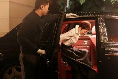 蒋凡吃瓜的视频,网络热议背后的真相